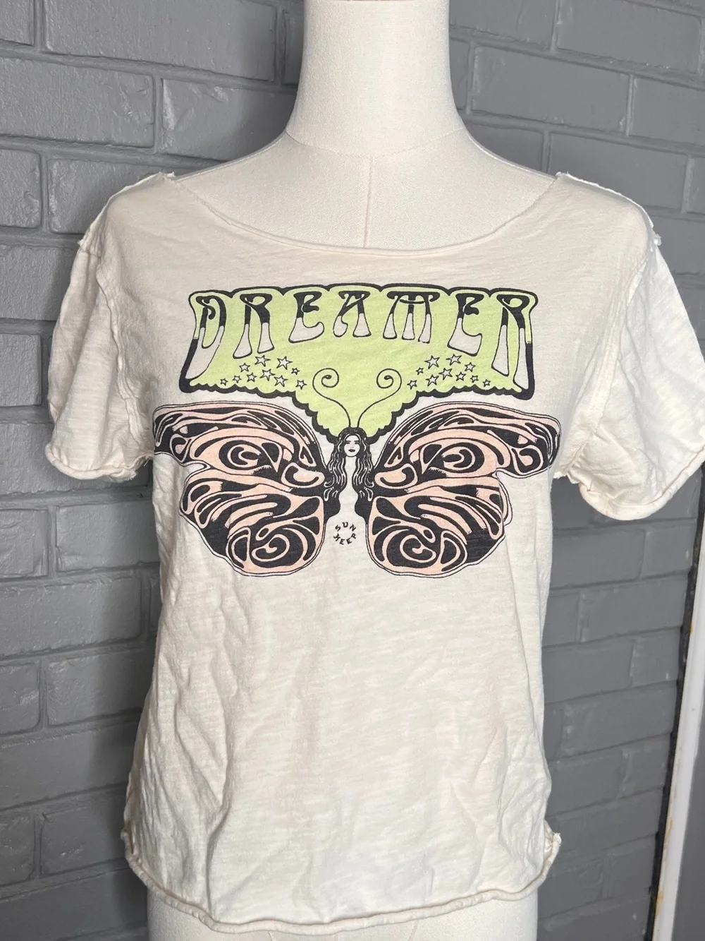 Sun Keep x Anthropologie Dreamer Raw Edge Trim Graphic Tee - Picture 2 of 12